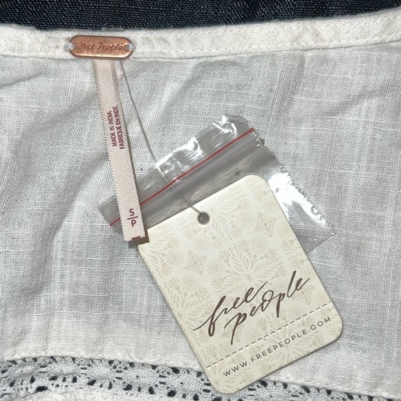 Free People Joi Eyelet crop top Blouse - Picture 9 of 14